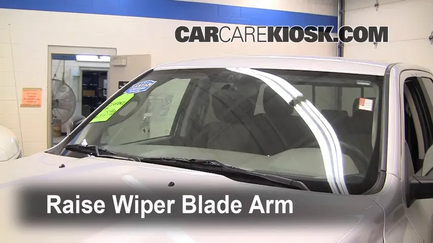 2011 Ram 1500 SLT 4.7L V8 FlexFuel Crew Cab Pickup Windshield Wiper Blade (Front)